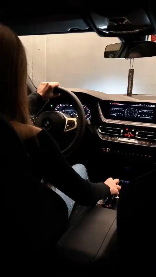 Hyundai Genesis 2023